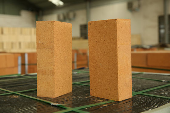 SK-36 1750C Refractory Fire Clay Bricks For Oven / Fire Pit